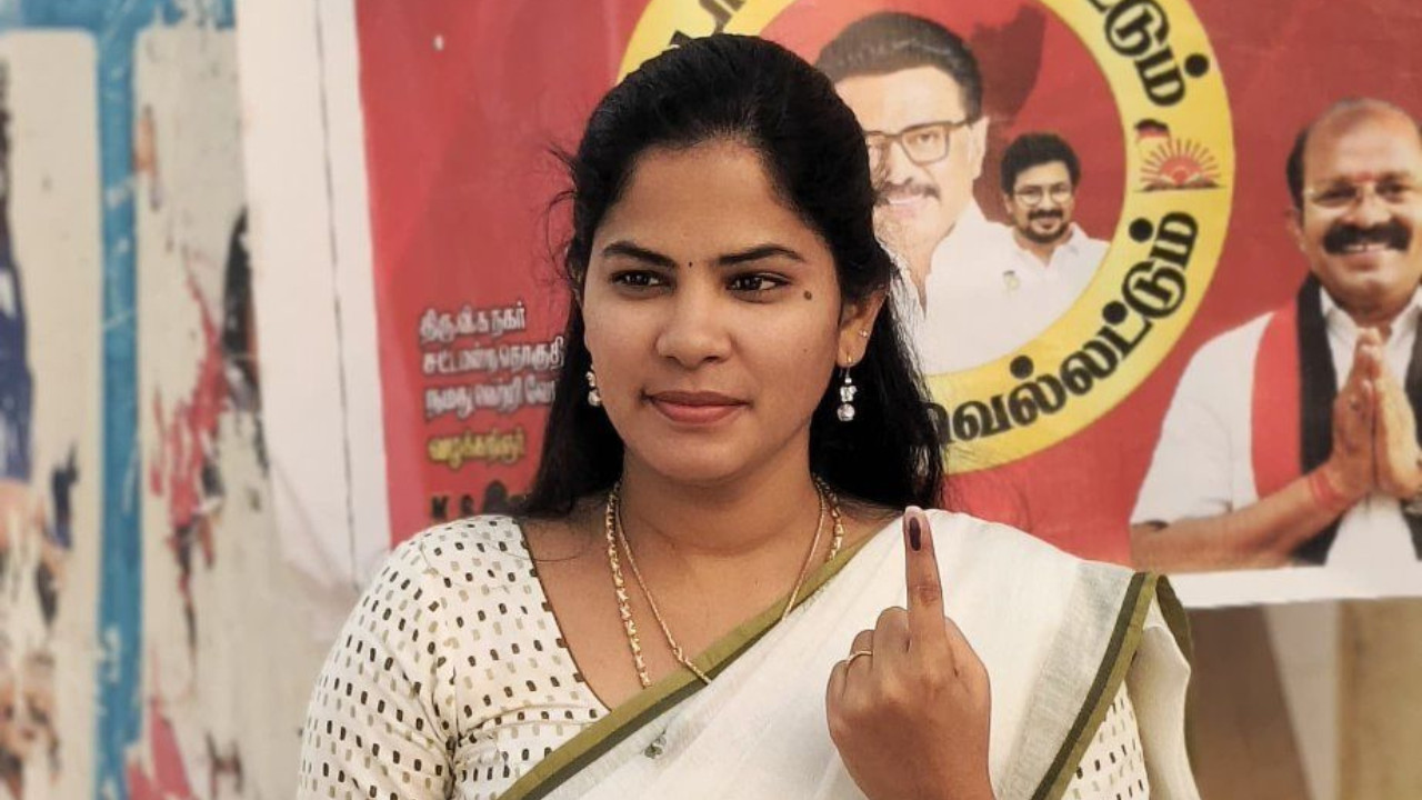 A photo of Chennai mayor R Priya after casting her vote in the 2026 Tamil Nadu Assembly Election