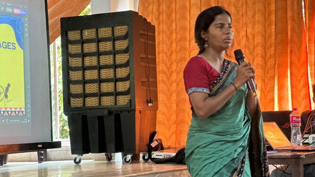 Journalist Jayanti Buruda speaking about using AI tools at the session on AI in journalism at the 2026 NWMI National Meet in Thiruvananthapuram. 