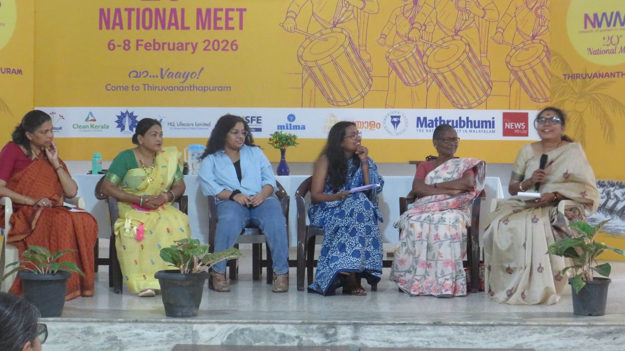 Panellists at the session on reporting on sexual violence. From left: Arti Jaiman (Hindi-English interpretation), Pushpa Rokde, Independent Journalist, Chhattisgarh, Lakshmi Priya, Senior Sub-Editor, The News Minute, Yamini Nair, Associate Editor, The Indian Express, Mercy Alexander, Activist, Sakhi, Sandhya Janardhanan, Lawyer and Activist, Sakhi.